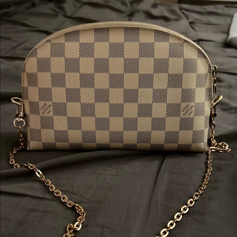 ✨ Louis Vuitton Cosmetic Bag - Crossbody